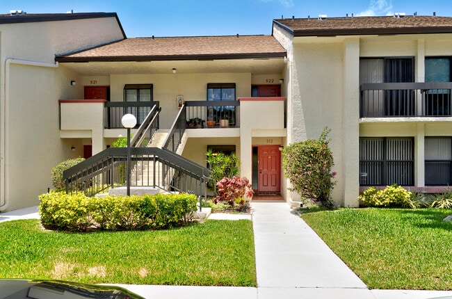 property at 5153 Oakhill Ln