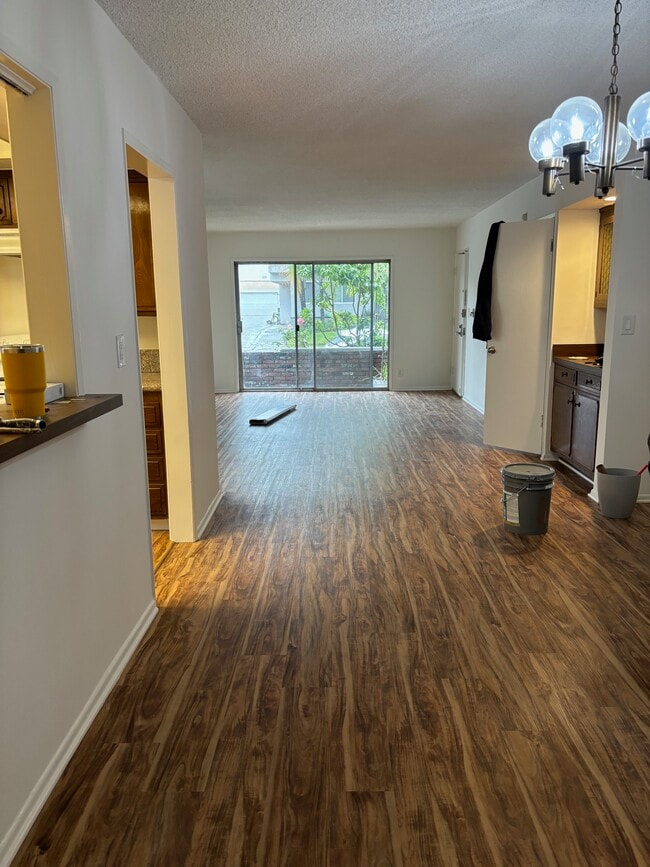 1118 S Oakhurst Dr, Unit #1