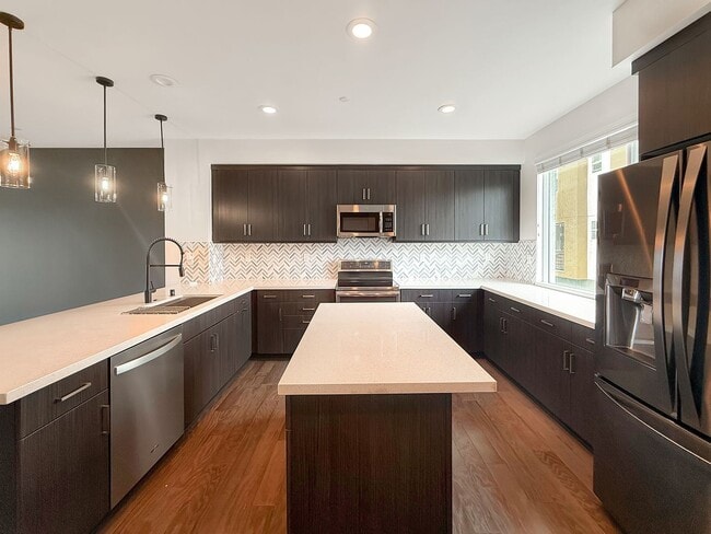 property at 736 Shoreline Rd