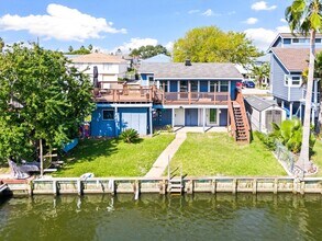 370 Ling St in Bayou Vista, TX - Building Photo - Building Photo