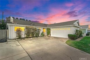 5402 Anthony Ave in Garden Grove, CA - Building Photo