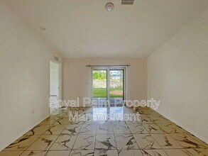 122 Ivan Ave S in Lehigh Acres, FL - Building Photo - Building Photo