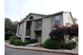 Rylie Creek Apartments in Boise, ID - Building Photo - Building Photo