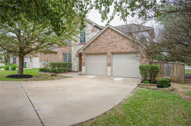 property at 811 Clear Meadow Ct