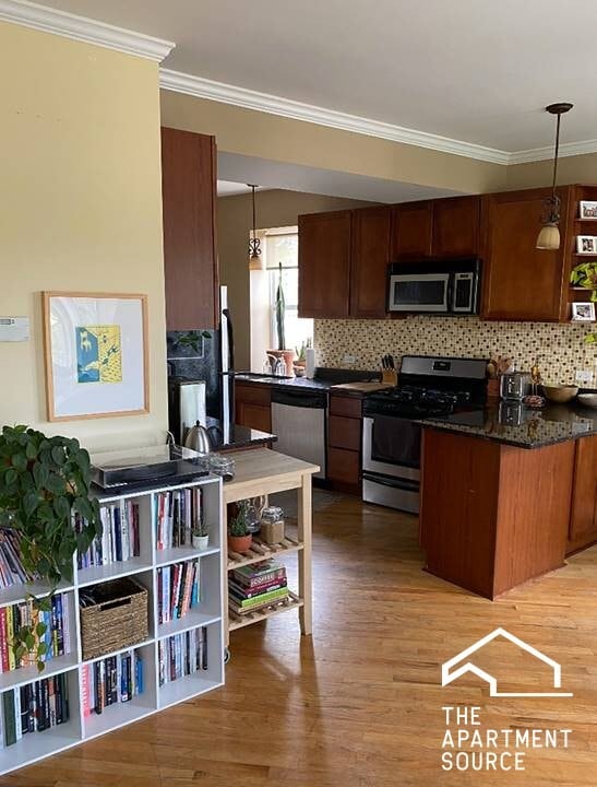 1623 W Wallen Ave in Chicago, IL - Foto de edificio - Building Photo