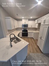 568 Foxhill Dr in Crescent Springs, KY - Building Photo - Building Photo