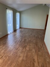 4274 Glencoe St NE in Salem, OR - Building Photo - Building Photo