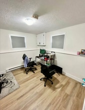 158 Neill St in Fredericton, NB - Building Photo - Building Photo