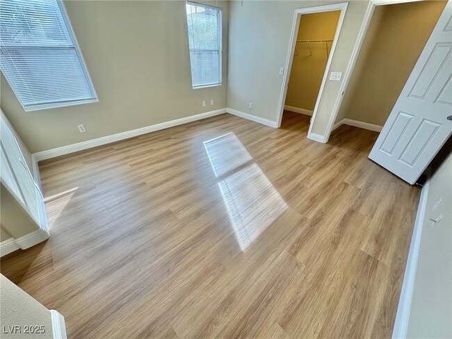 property at 10992 Scotch Rose St