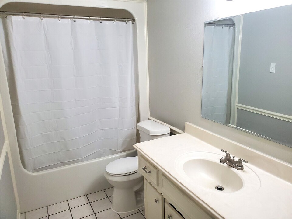 4507 Seneca St in Pasadena, TX - Building Photo