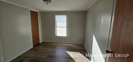 1046 Wildwood Dr-Unit -16 in Fayetteville, NC - Building Photo - Building Photo