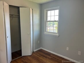 13 Sigwin Dr in Wallingford, CT - Building Photo - Building Photo