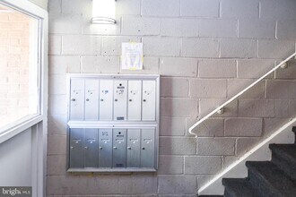 5005 D St SE in Washington, DC - Building Photo - Building Photo