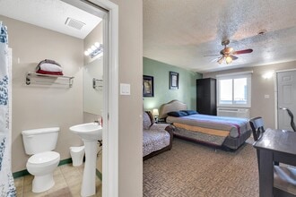 10415 99 Ave in Grande Prairie, AB - Building Photo - Building Photo