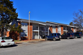 Cedar Creek Apartments in Noble, OK - Building Photo - Building Photo