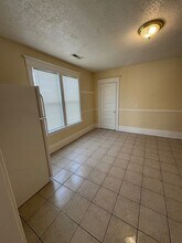 1704 S 4th St in Rockford, IL - Building Photo - Building Photo