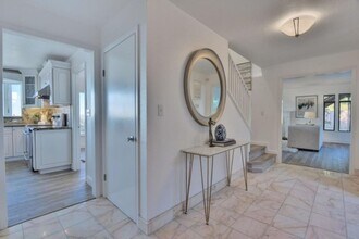 15280 Blackberry Hill Rd in Los Gatos, CA - Foto de edificio - Building Photo