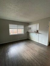 20158 Rimrock Rd E in Apple Valley, CA - Building Photo - Building Photo