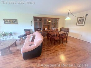 990 Massachusetts Ave in Arlington, MA - Building Photo - Building Photo