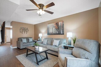 284 Raleigh Dr in Clarksville, TN - Building Photo - Building Photo