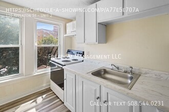 116 Appleton St in Lowell, MA - Building Photo - Building Photo