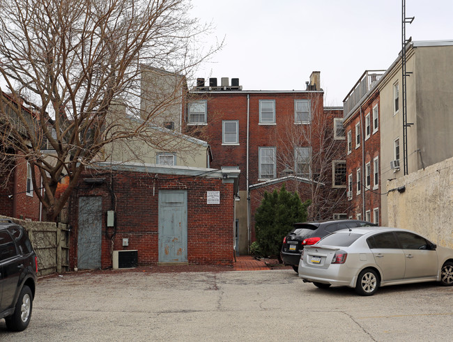 427 Vine Street in Philadelphia, PA - Building Photo - Building Photo