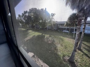 4803 S Texas Ave in Orlando, FL - Foto de edificio - Building Photo
