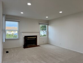 15122 Stratford Dr in San Jose, CA - Building Photo - Building Photo