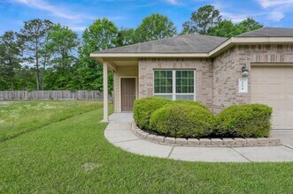 9594 E Woodmark in Conroe, TX - Building Photo - Building Photo