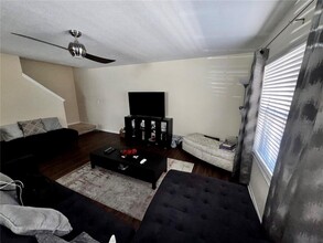 244 Carina Cir in Sanford, FL - Building Photo - Building Photo
