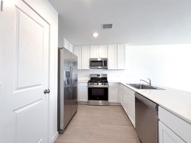 12431 Wild Strawberry Rd in Houston, TX - Building Photo - Building Photo