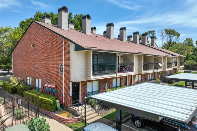 The Colonies in Desoto, TX - Building Photo - Building Photo