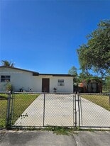 27660 SW 162nd Ave in Homestead, FL - Building Photo