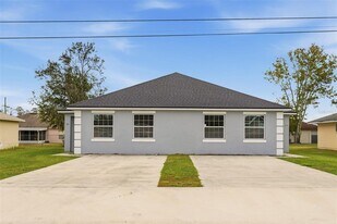 314 Colonade Ct in Kissimmee, FL - Building Photo
