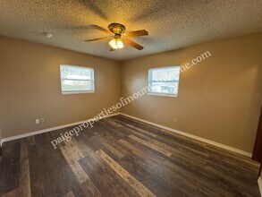 1842 Buzzard Roost Rd in Mountain Home, AR - Building Photo - Building Photo