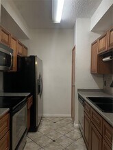 10051 Westpark Dr in Houston, TX - Building Photo - Building Photo