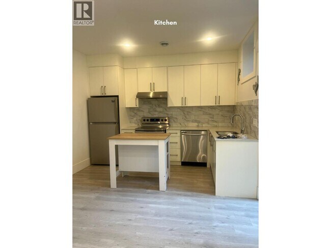 property at 712 E Keith Rd