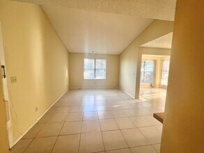 2301 N Congress Ave in Boynton Beach, FL - Building Photo - Building Photo