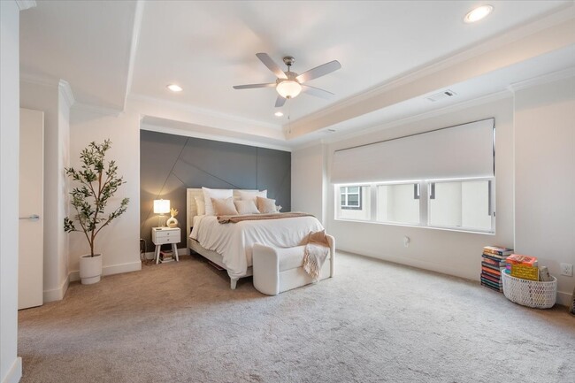 property at 1333 W 22nd St