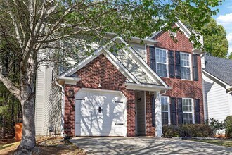 9899 Vista Cir in Union City, GA - Building Photo - Building Photo