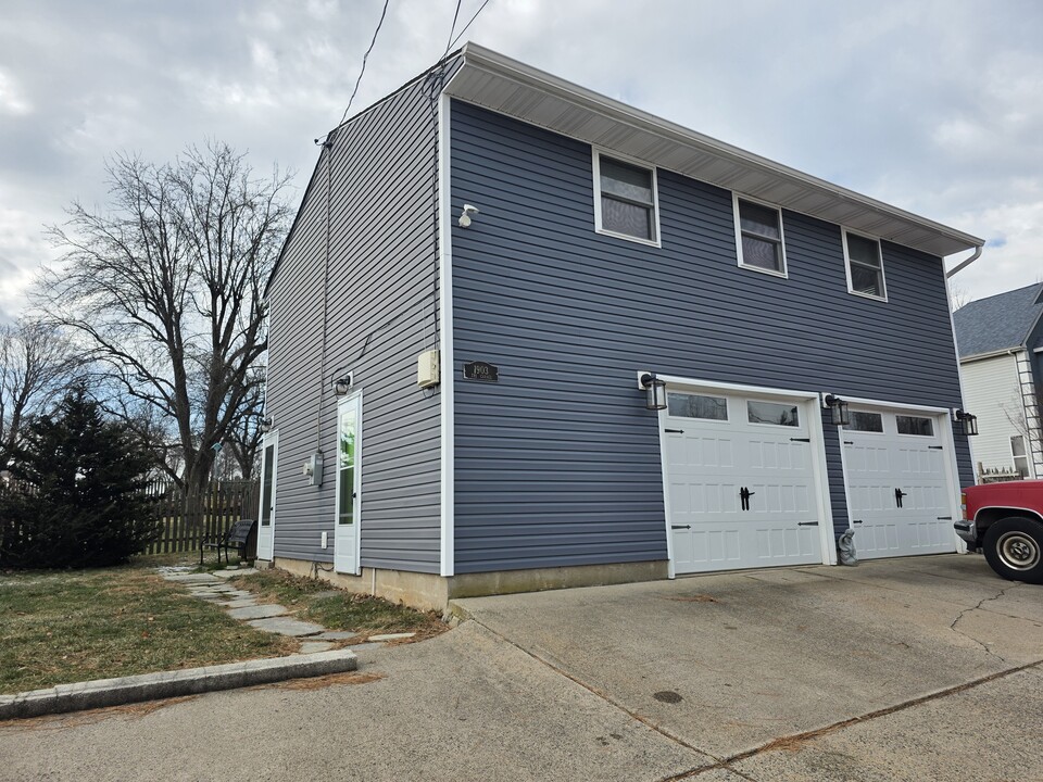 1903 Old Lincoln Hwy, Unit The Garage in Langhorne, PA - Building Photo