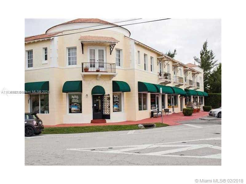 706 W 51st St, Unit 8 in Miami Beach, FL - Building Photo