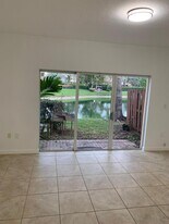 3390 NE 13th Circle Dr in Homestead, FL - Building Photo