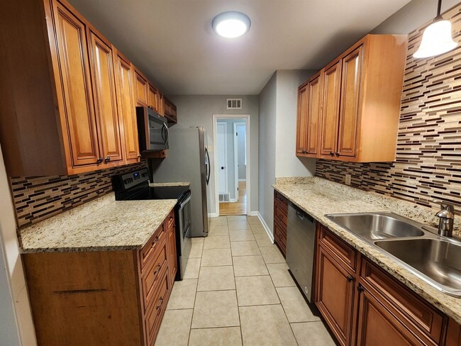 property at 1315 S White Station Rd