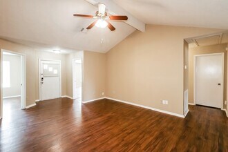 13427 Boonway Dr in Houston, TX - Building Photo - Building Photo