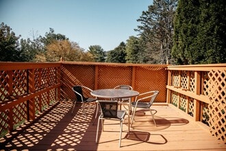 506 Circle Dr in Wrightsville, PA - Building Photo - Building Photo