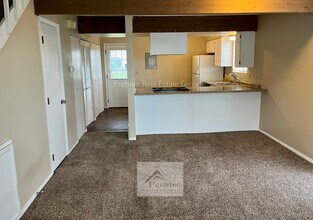 2445 Cherokee Park Pl in Colorado Springs, CO - Building Photo - Building Photo