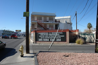 Mona Lisa Apartments in Las Vegas, NV - Building Photo - Building Photo