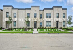 2112 Layla Dr in Waxahachie, TX - Building Photo