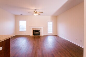 3851 Dylan Pl in Lexington, KY - Building Photo - Building Photo